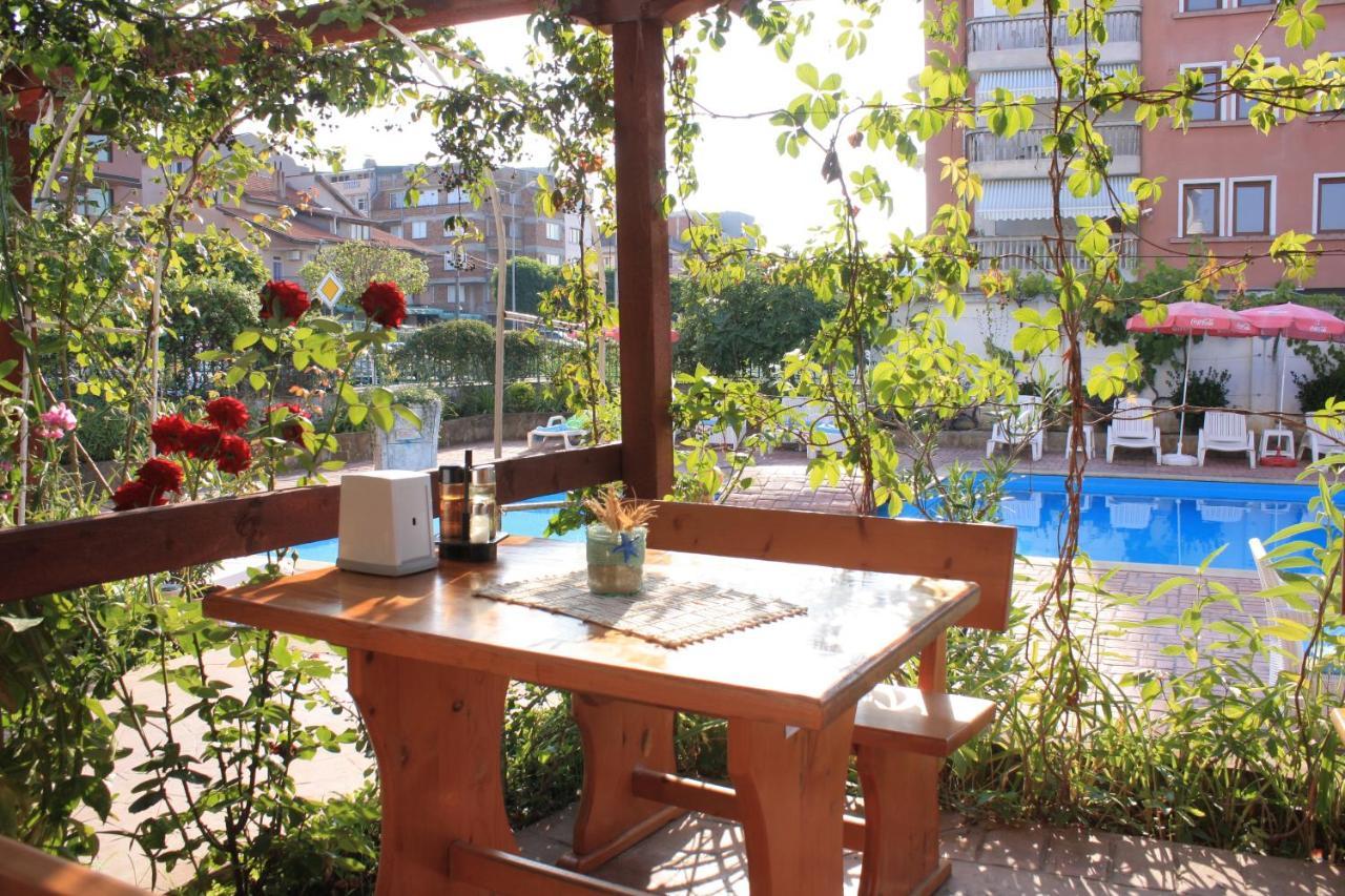Alba Family Club Hotel Primorsko Exterior foto
